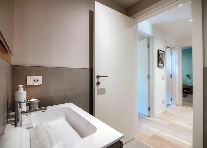 Belsit - By Myhomeincomo * メナッジョ