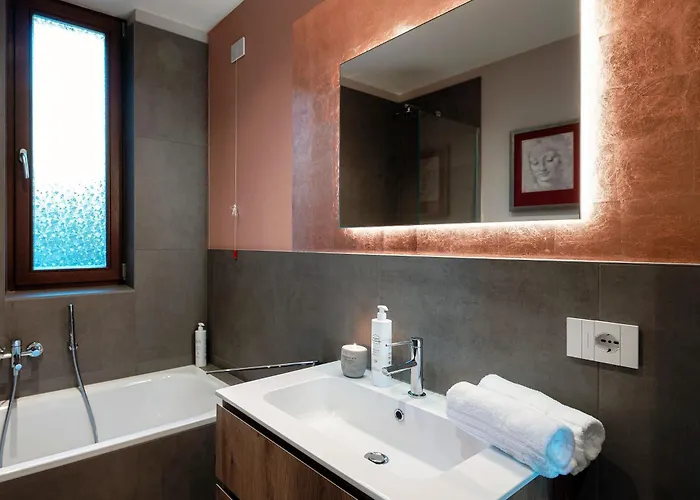 Belsit - By Myhomeincomo *