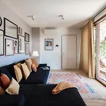 Belsit - By Myhomeincomo Apartment
