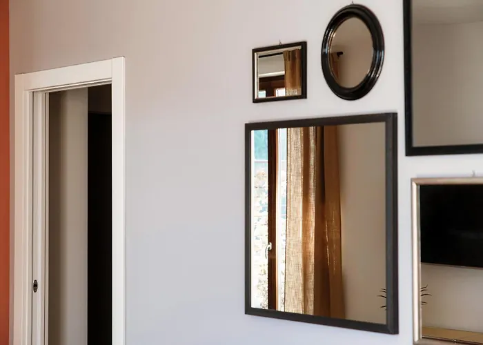 Belsit - By Myhomeincomo *