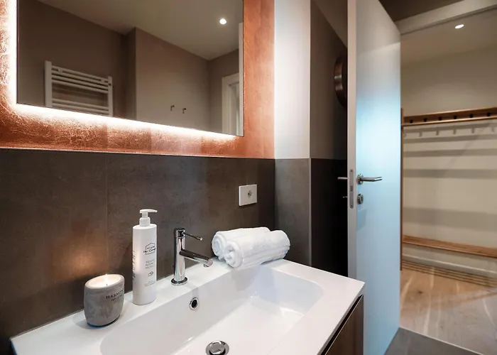 Belsit - By Myhomeincomo *