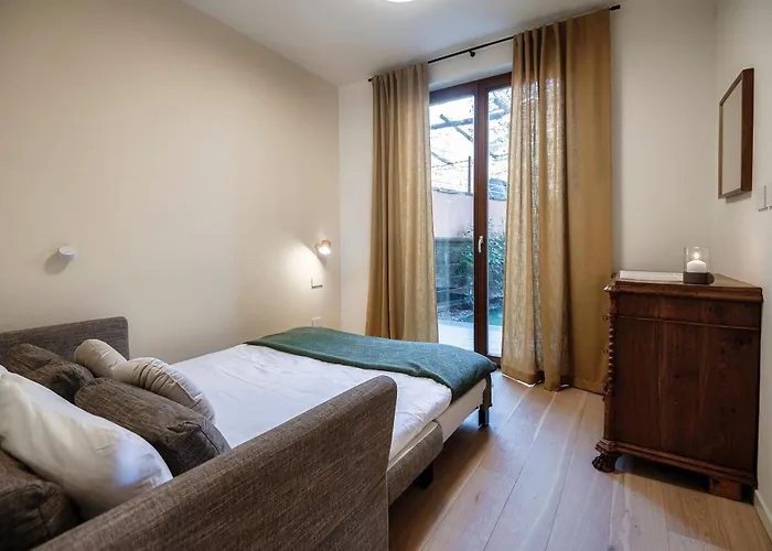 Апартаменты Belsit - By Myhomeincomo