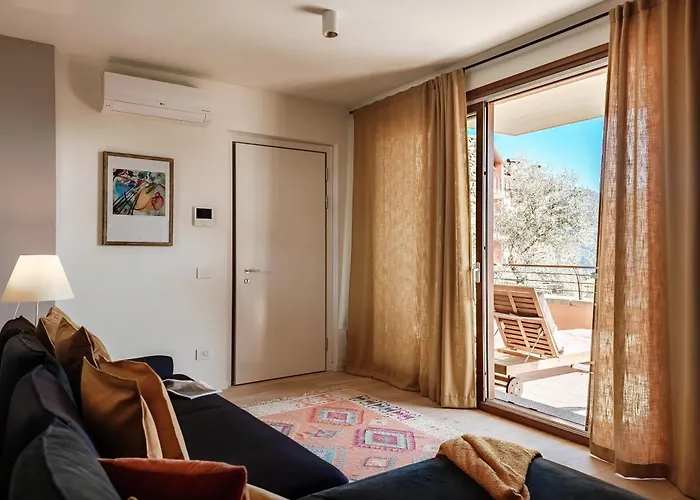 Belsit - By Myhomeincomo *