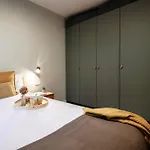 Belsit - By Myhomeincomo Apartment *